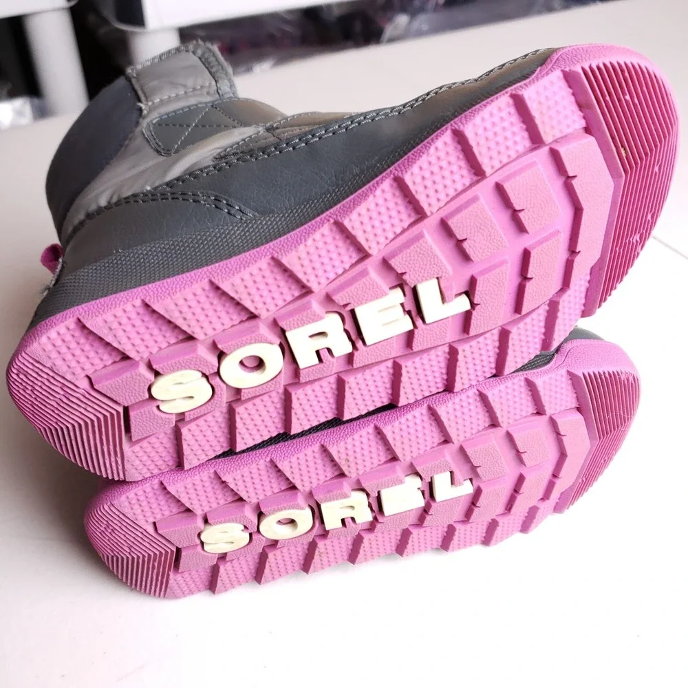 Sorel Kids Size 10 Waterproof Snow Boots Gray Pink Insulated Winter Gorpcore
